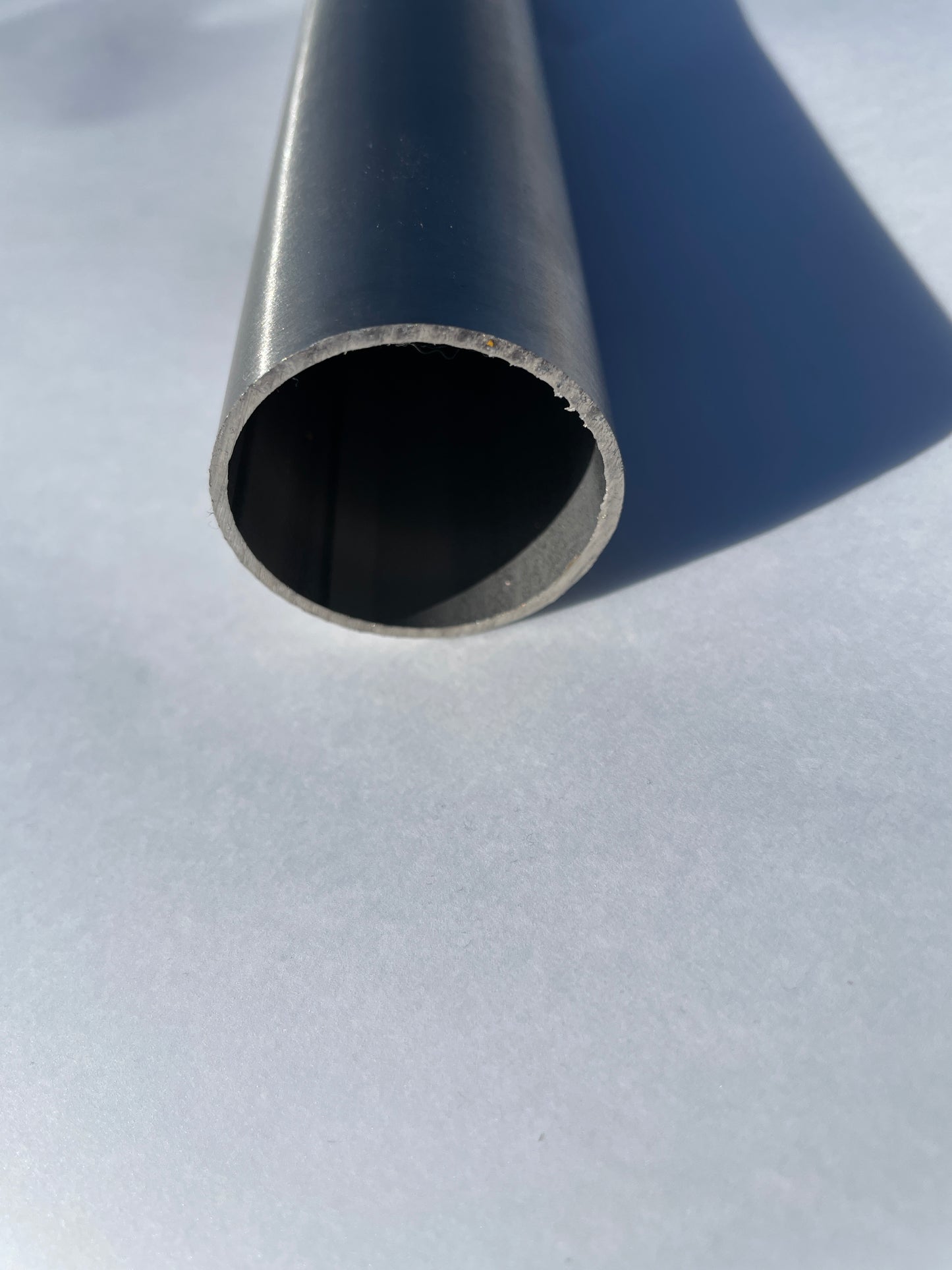304 Stainless Steel Tube – 2 1/2" (63.5mm) OD x 1.6mm Wall, 320 Grit Finish, 1 Metre Length